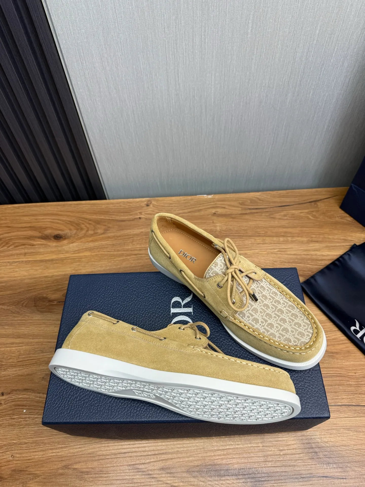 Men's shoes 💰560💰 [Dior Dior] Men's official website hot sale 🔥Imported frosted cowhide + cowhide lining. Original rubber wear-resistant outsole. High quality shipment ⬆️Code number 38-44, (45 customized)